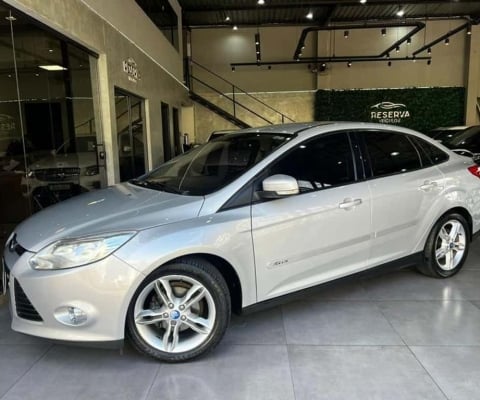 FORD FOCUS SE AT 2.0T 2015