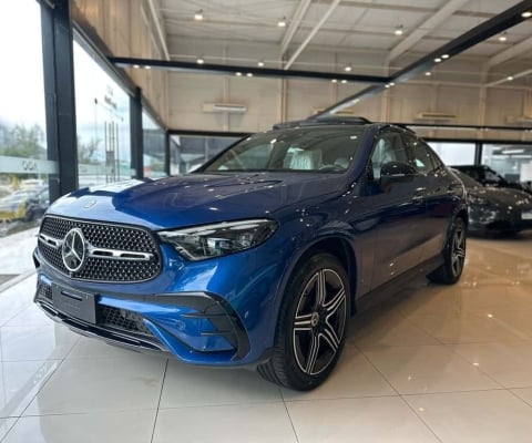 MERCEDES-BENZ GLC 300 2.0 COUPÉ AMG LINE 4M TURBO 4P