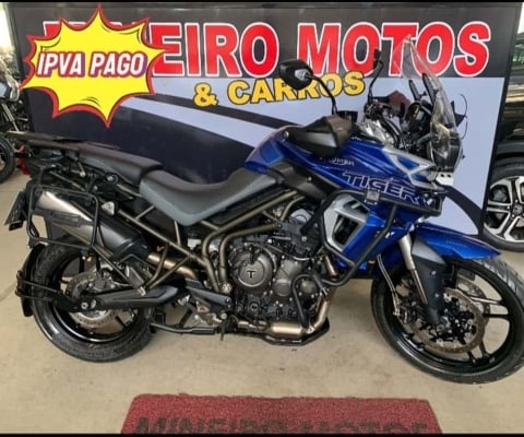 Triumph Tiger XRT 800