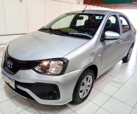 Toyota Etios Toyota Etios X Sedan 1.5 Flex 2018/2019 Manual - Prata - 2018/2019