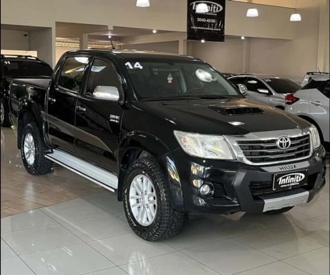 TOYOTA HILUX CD4X4 SRV 2014