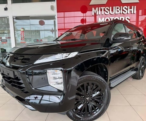 MITSUBISHI PAJERO SPORT 2.4 16V MIVEC TURBO DIESEL LEGEND BLACK AWD AUTOMÁTICO