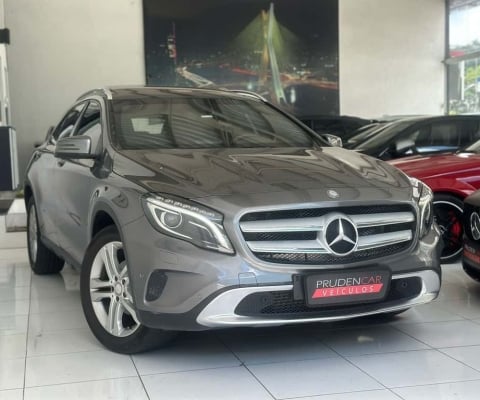 MERCEDES-BENZ GLA 200 200 Advance 1.6/1.6 TB 16V Flex Aut.