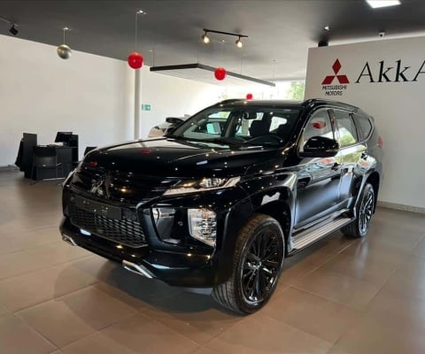 MITSUBISHI PAJERO SPORT 2.4 16V MIVEC TURBO DIESEL LEGEND BLACK AWD AUTOMÁTICO