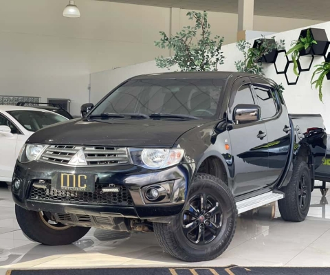 Mitsubishi L200 Triton GL 3.2 CD TB Int. Dies. Mec.