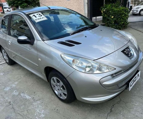 PEUGEOT 207 XR 1.4 Conservado 2013 Completo