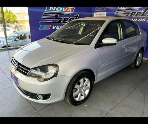 VOLKSWAGEN POLO SEDAN 2.0 COMFOR 2013