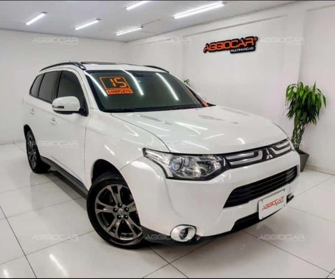 MITSUBISHI OUTLANDER 2.0 CVT 2015 (TETO SOLAR)