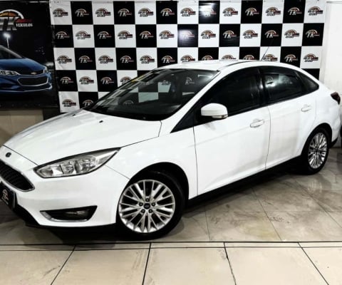 Ford Focus 2016 2.0 se plus sedan 16v flex 4p powershift