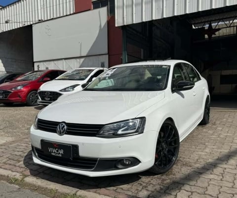 Volkswagen Jetta 2014 2.0 tsi highline 211cv gasolina 4p tiptronic