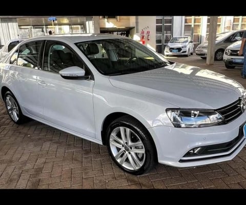 VOLKSWAGEN JETTA 2.0 TSI HIGHLINE 211CV GASOLINA 4P TIPTRONIC 2017