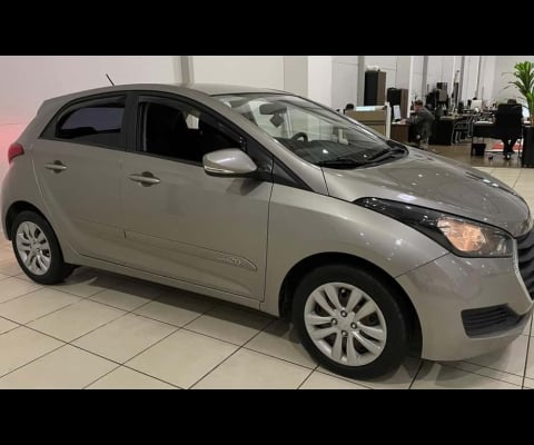 Hyundai HB20 1.0M COMFOR - Prata - 2018/2018