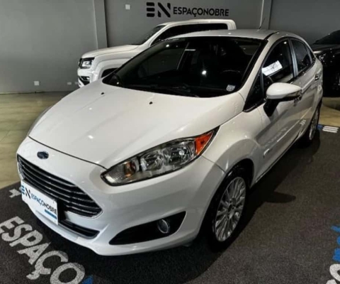 FORD NEW FIESTA SEDAN TITANIUM 1.6 POWERSHIFT 2014