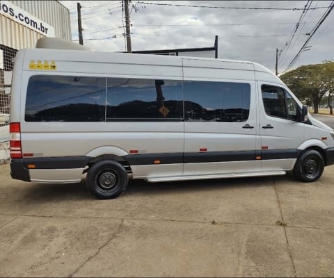 Mercedes-Benz Sprinter 415 EXECUTIVA 19 LUGARES