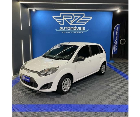 Ford Fiesta 1.0 8V Flex/Class 1.0 8V Flex 5p  - Branca - 2013/2014