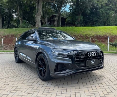 AUDI Q8 Perf.Black 3.0 TFSI Quattro S-tronic