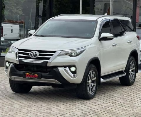 TOYOTA HILUX SWSRXA4FD 2017