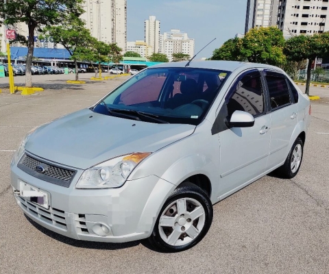 FIESTA SEDAN 1.6