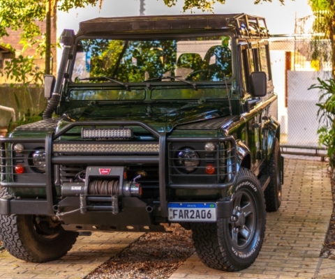 LAND ROVER DEFENDER à venda.