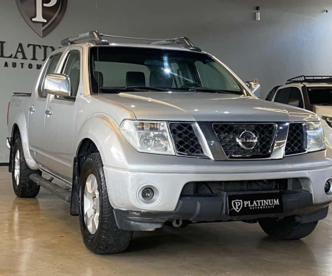 Nissan Frontier SE 25 X4 - Prata - 2011/2011