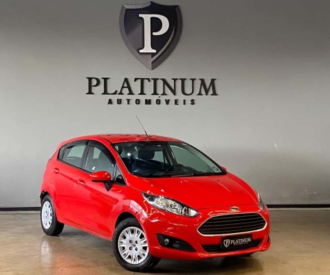 Ford Fiesta 1.5 16V Flex Mec. 5p  - Vermelha - 2014/2015