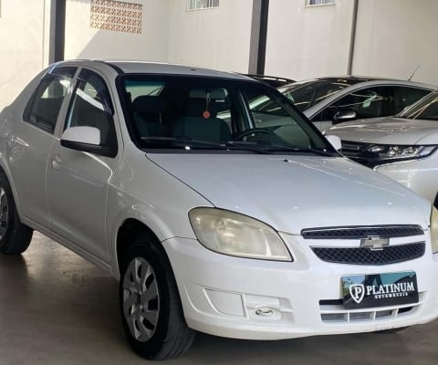 Chevrolet Prisma  Sed. Maxx/ LT 1.4 8V ECONOF. 4p  - Branca - 2011/2012