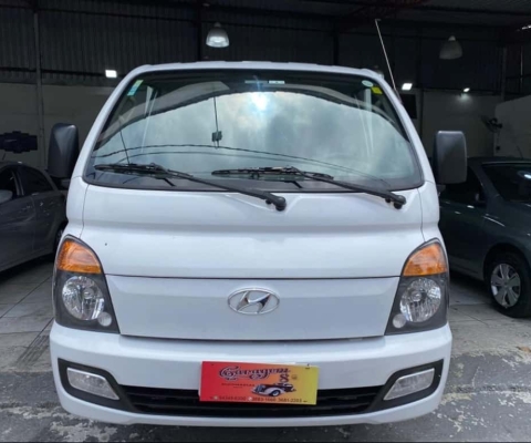 Hyundai HR 2.5 LONGO SEM CAÇAMBA 4X2 16V 130CV TURBO INTERCOOLER DIESEL 2P MANUAL