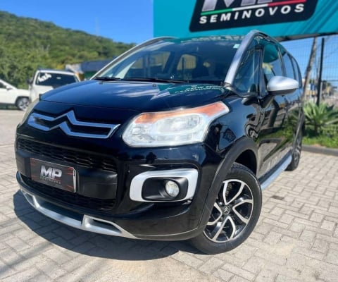 Citroën AirCross GLX 1.6 Flex 16V 5p Mec.  - Preta - 2012/2012