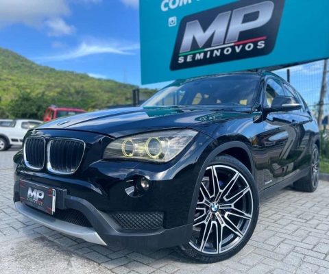 BMW X1 SDRIVE 18i 2.0 16V 4x2 Aut.  - Preta - 2013/2014