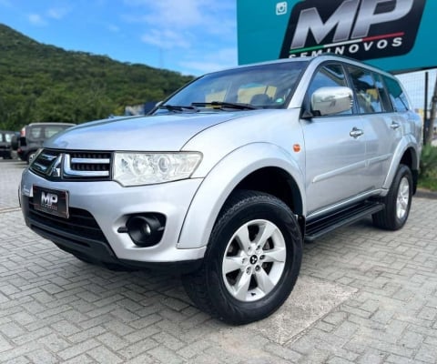 Mitsubishi Pajero MC/ 4X4 D - Prata - 2015/2016