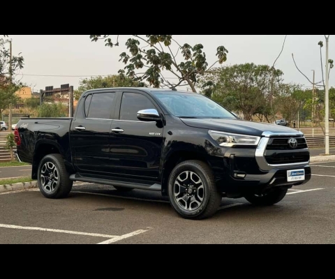 Toyota Hilux /  CDSRXA4FD - Preta - 2023/2023