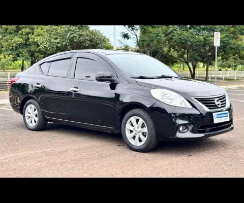 Nissan Versa /  16SL FLEX - Preta - 2012/2013