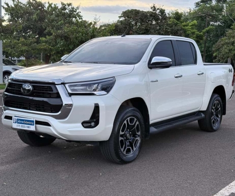 Toyota Hilux /  CDSRXA4FD - Branca - 2021/2021