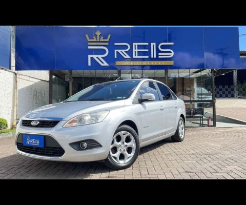 Ford Focus Ford - Focus Sedan Titanium 2.0 16V (Aut)  2013 a 2013 - Prata - 2012/2013