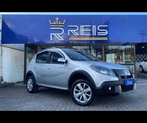 Renault Sandero STEPWAY Hi-Power 1.6 8V 5p  - Prata - 2013/2014