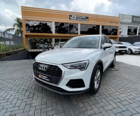 AUDI Q3 1.4TFSI 2021