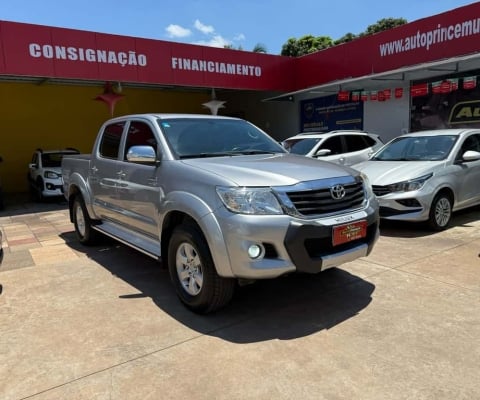 TOYOTA HILUX 2.7 SRV 4X2 CD 16V 4P