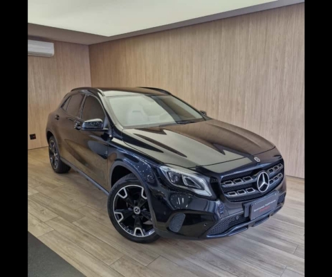 Mercedes-Benz GLA 200 1.6 CGI FLEX NIGHT 7G-DCT