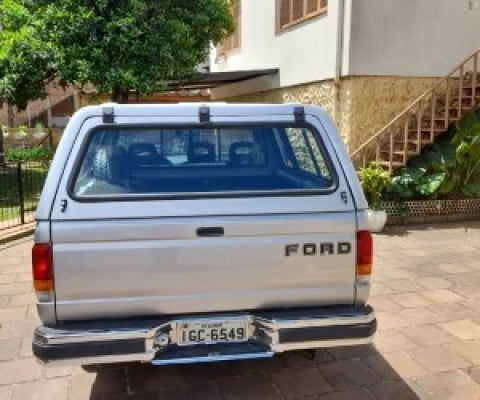 FORD F-1000 à venda.