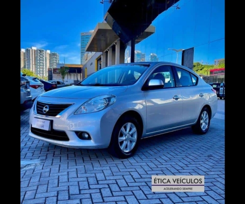 Nissan VERSA SL 1.6 16V Flex Fuel 4p Mec.