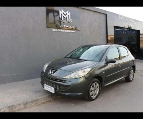 PEUGEOT 207HB XR 2013