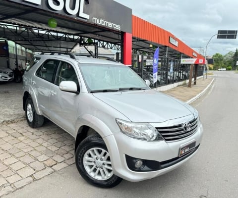 TOYOTA - HILUX SW4 2.7 FLEX 4X2 AUTOMATICO - 2013