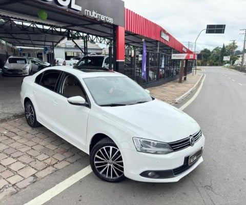 VW - JETTA 2.0 COMFOTLINE FLEX AUTOMATICO - 2013