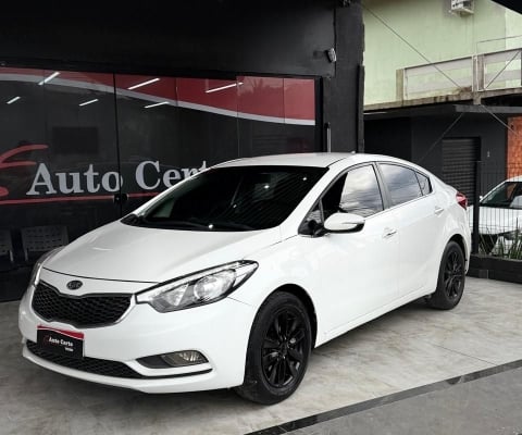 CERATO SX 1.6                           ANO 2015 AUT