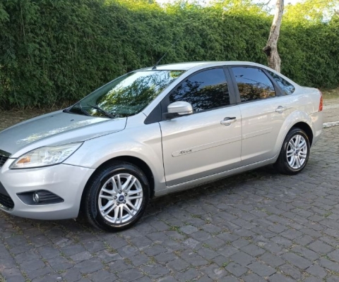 	 Focus Sedan 2.0 16V/ 2.0 Flex