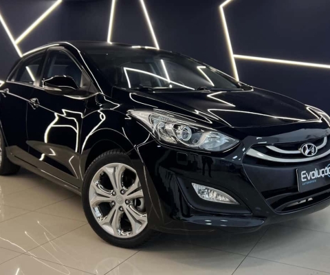 Hyundai I30 /  1.8 - Preta - 2014/2015