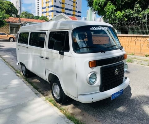 VOLKSWAGEN KOMBI 1.4 MI LOTAÇÃO 8V 3P