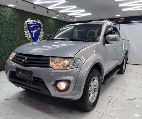 Mitsubishi L200 triton 2014 3.2 hpe 4x4 cd 16v turbo intercooler diesel 4p automático