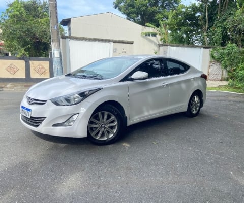 Elantra GLS 2.0 AUT segundo dono baixa km