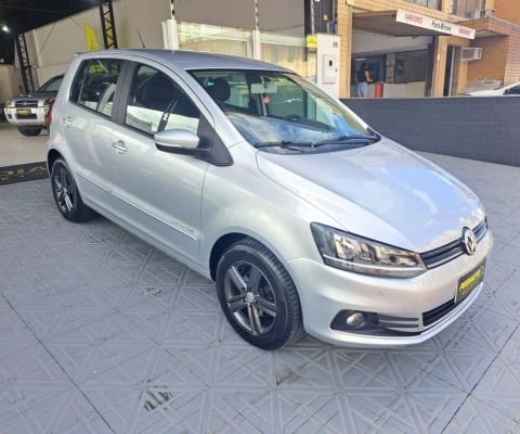 Volkswagen Fox COMFORTLINE AUTOMATICO - Prata - 2017/2017